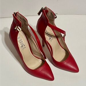 Rouge Ankle Strap Stiletto 4” heals Sz:7 1/2 red gold zipper/buckle